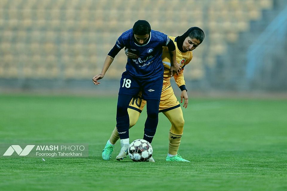 德甲战报：沃尔夫斯堡 3-2 多特蒙德